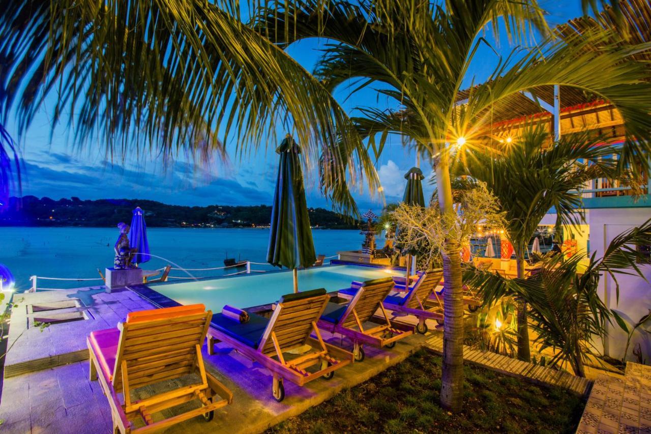 Aurora Beach View Nusa Lembongan  Exterior photo